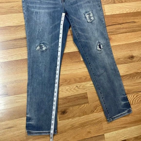 Tribal Jeans Distressed Jeans Size 30x27 - Picture 6 of 10